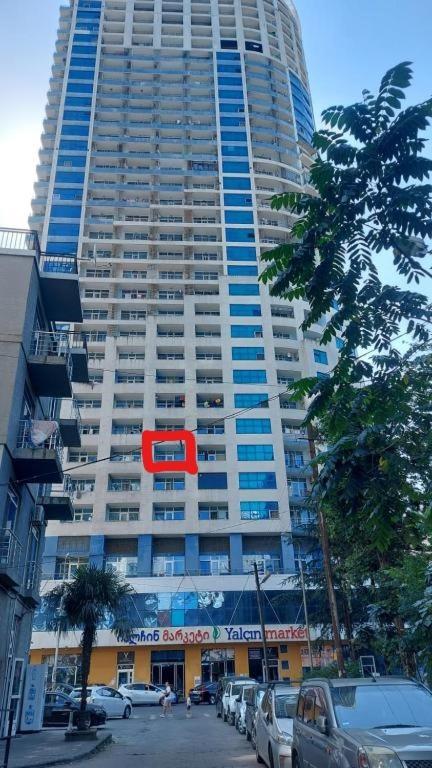 Andrew'S 2 Rooms Apartment In Batumi Ანდრიას 2 Ოთახიანი Აპარტამენტი Ბათუმში Buitenkant foto