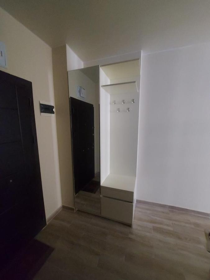 Andrew'S 2 Rooms Apartment In Batumi Ანდრიას 2 Ოთახიანი Აპარტამენტი Ბათუმში Buitenkant foto